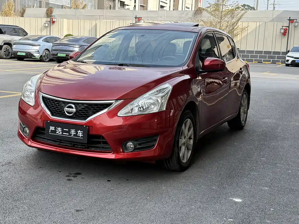 Nissan Nissan Tiida 2014 1.6L CVT Intelligent Edition 2014 - thumbnail 3
