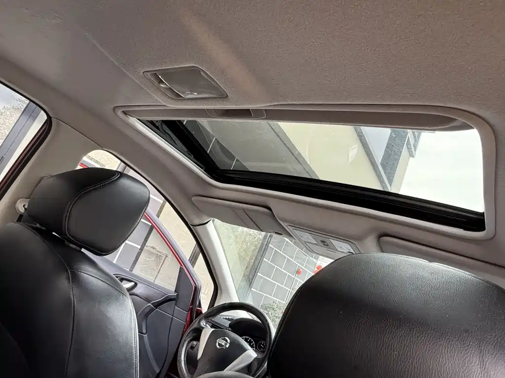 Nissan Nissan Tiida 2014 1.6L CVT Intelligent Edition 2014 - thumbnail 11