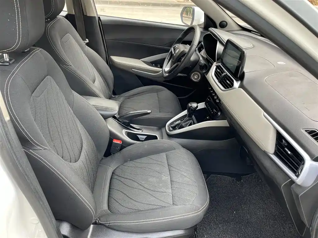 Baojun Baojun 310 2019 1.5L Automatic Enjoy Model国V 2019 - thumbnail 5