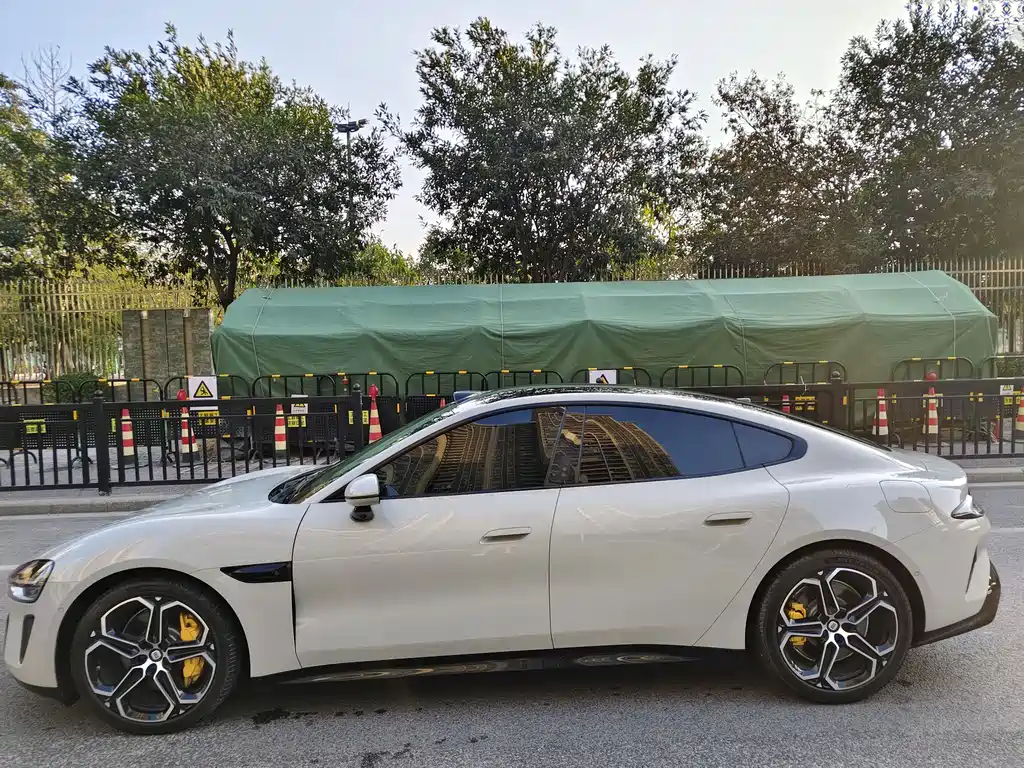 Xiaomi Automobile Xiaomi SU7 2024 AWD Ultra-Long Range Intelligent Driving Max Edition 2024 - thumbnail 7