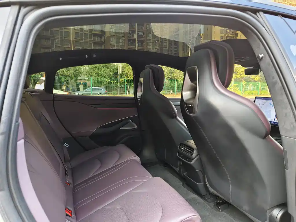 Xiaomi Automobile Xiaomi SU7 2024 AWD Ultra-Long Range Intelligent Driving Max Edition 2024 - thumbnail 11