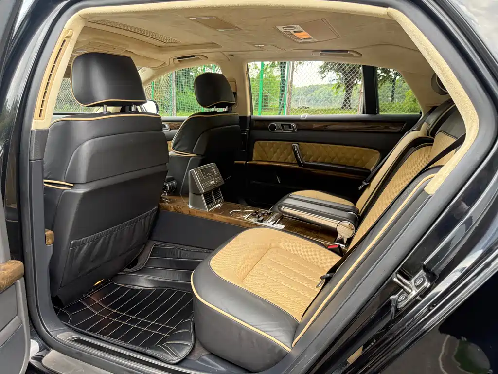 Volkswagen Phaeton 2011 3.6L V6 4-seat Long Wheelbase Individual Edition 2010 - thumbnail 15