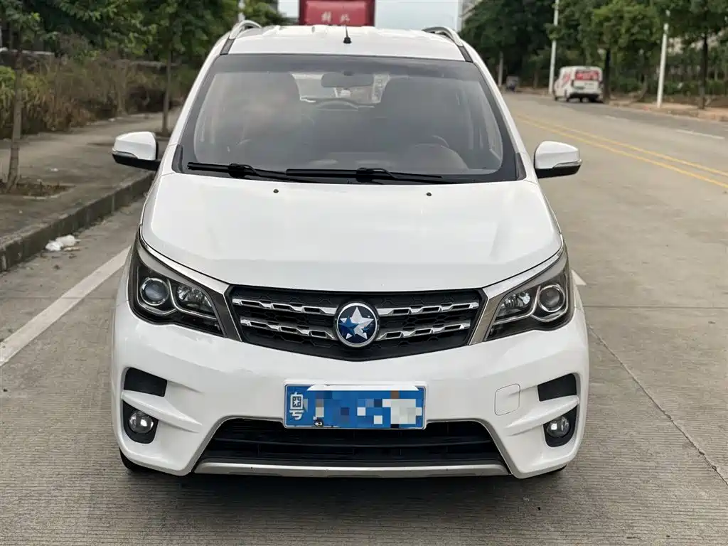 Datsun Dongfeng Nissan Qichen M50V 2017 1.6L XL CVT Luxury Edition 2017 - thumbnail 12