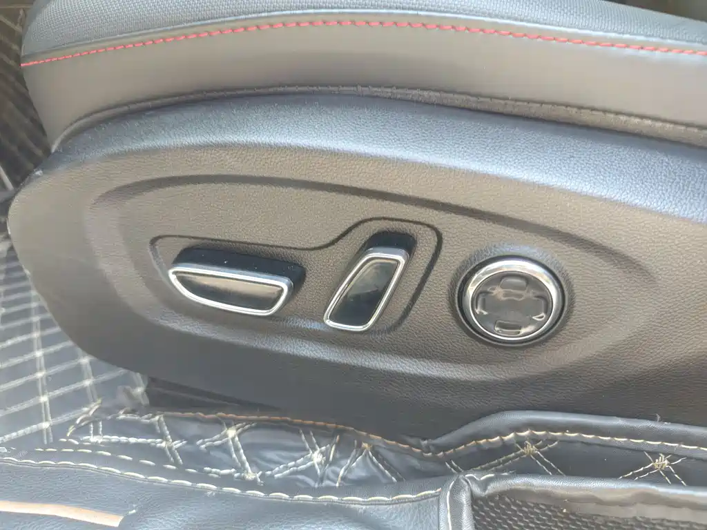 GAC Trumpchi Lingpai 2021 270T DCT J15 Edition 2022 - thumbnail 8