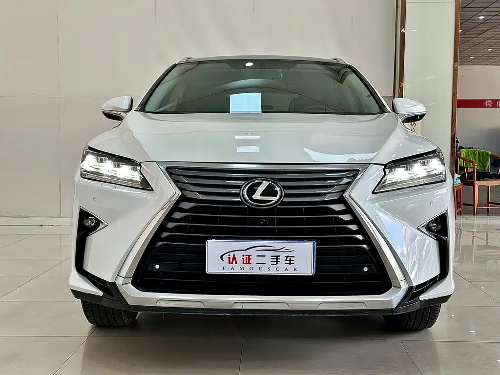 Lexus Lexus RX 300 AWD Elegant Edition 2016 Model Year China V Emission Standard 2017 - thumbnail 2