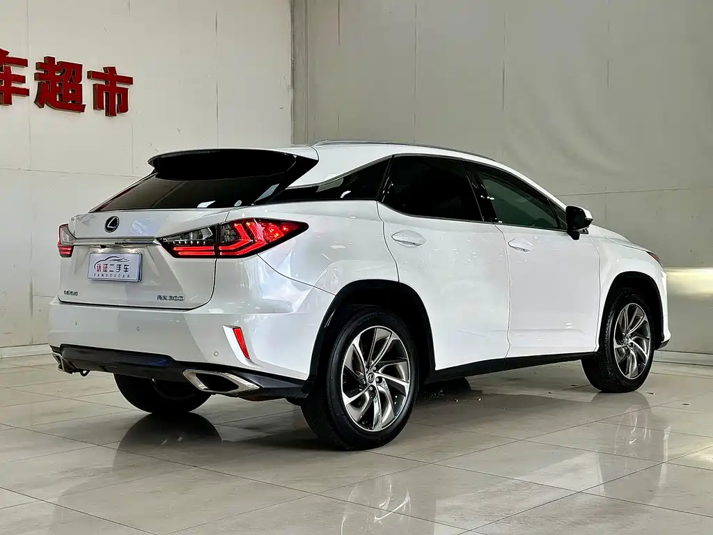 Lexus Lexus RX 300 AWD Elegant Edition 2016 Model Year China V Emission Standard 2017 - thumbnail 4