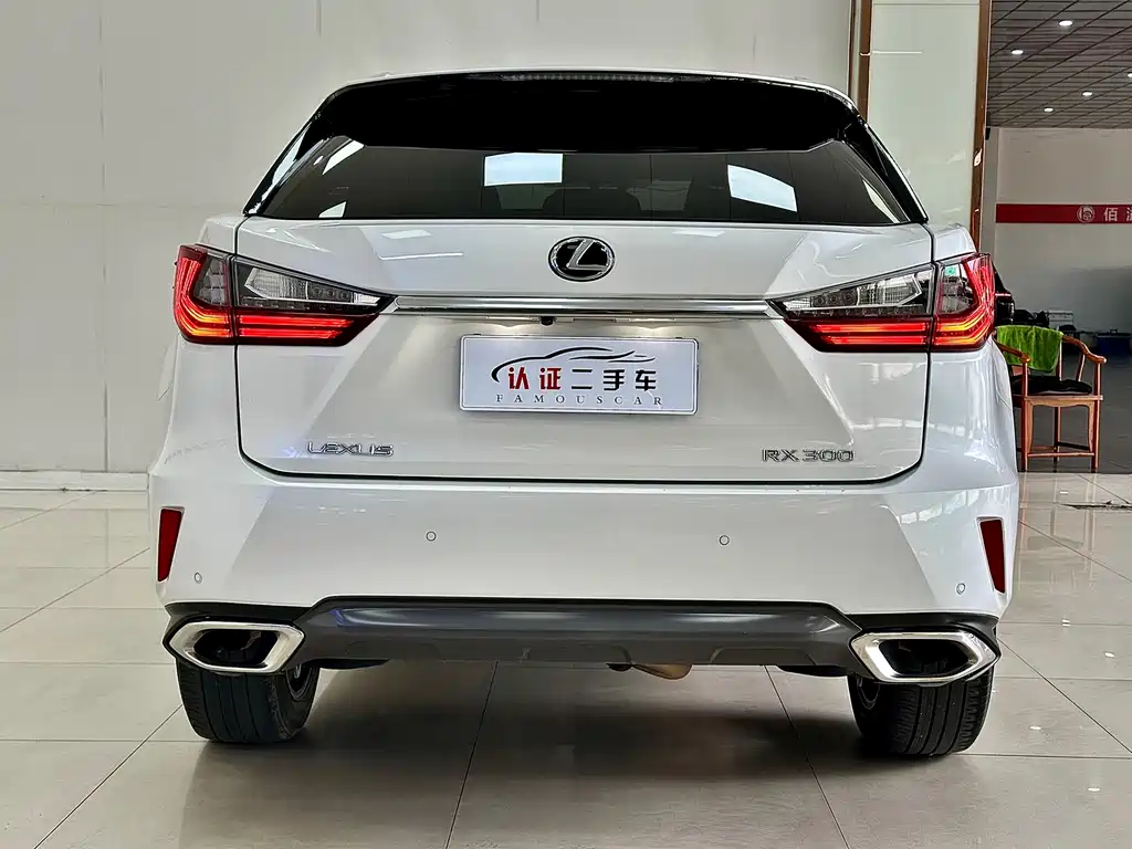 Lexus Lexus RX 300 AWD Elegant Edition 2016 Model Year China V Emission Standard 2017 - thumbnail 5