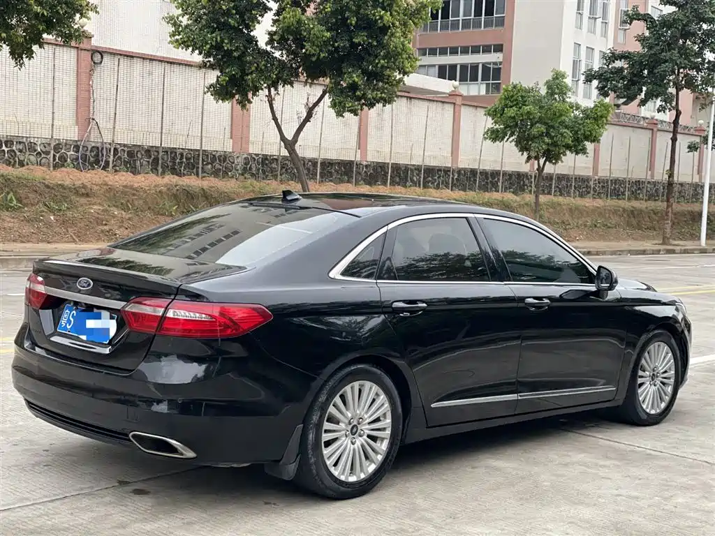 Ford Ford Taurus 2017 Facelift EcoBoost 245 Luxury Edition 2018 - thumbnail 3