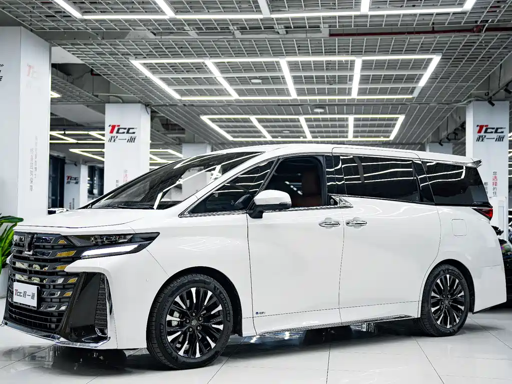 Toyota Alphard 2024 Crown Hybrid 2.5L Ultimate Edition 2024