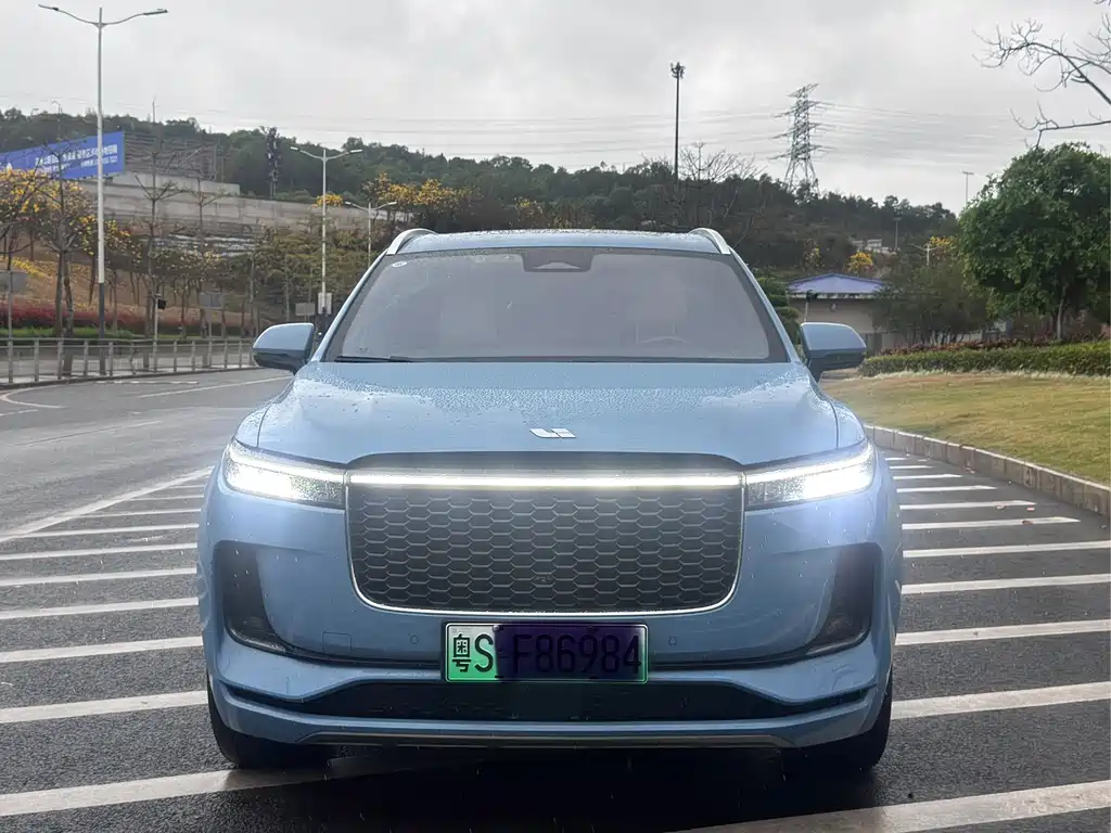 Li Auto Li ONE 2021 Extended Range 6-Seat Version 2022 - thumbnail 2