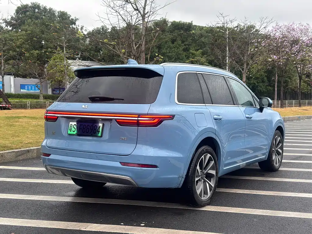 Li Auto Li ONE 2021 Extended Range 6-Seat Version 2022 - thumbnail 4