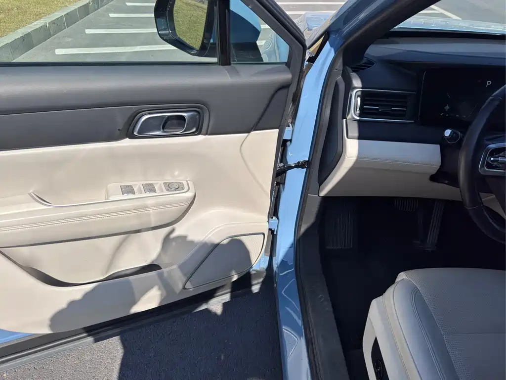 Li Auto Li ONE 2021 Extended Range 6-Seat Version 2022 - thumbnail 20