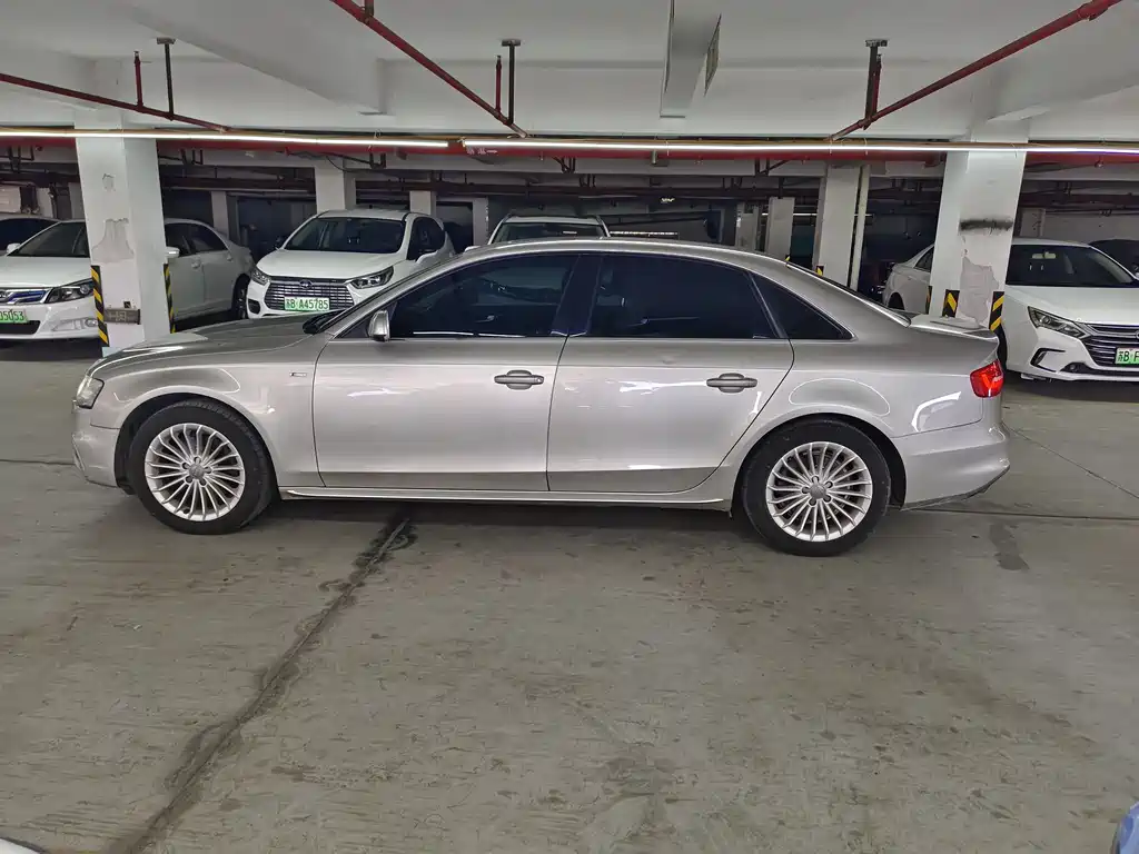 Audi Audi A4L 2016 35 TFSI Classic Edition S line Comfort 2016 - thumbnail 3