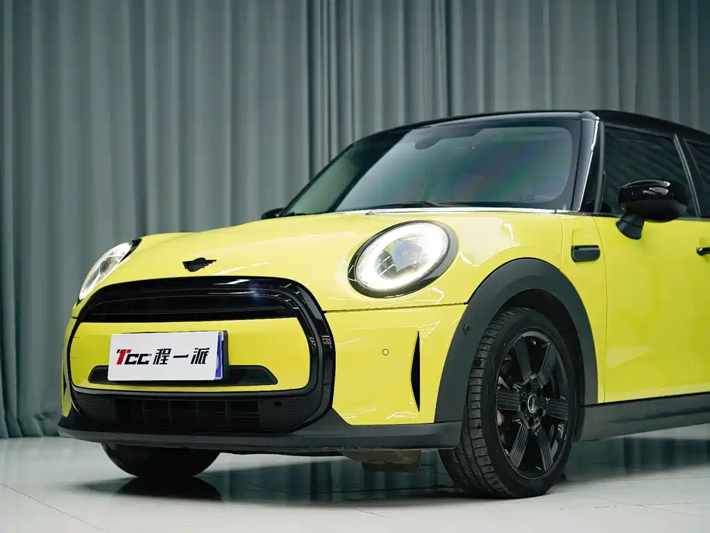 MINI MINI 2023 1.5T COOPER Artist Five-Door 2022 - thumbnail 2