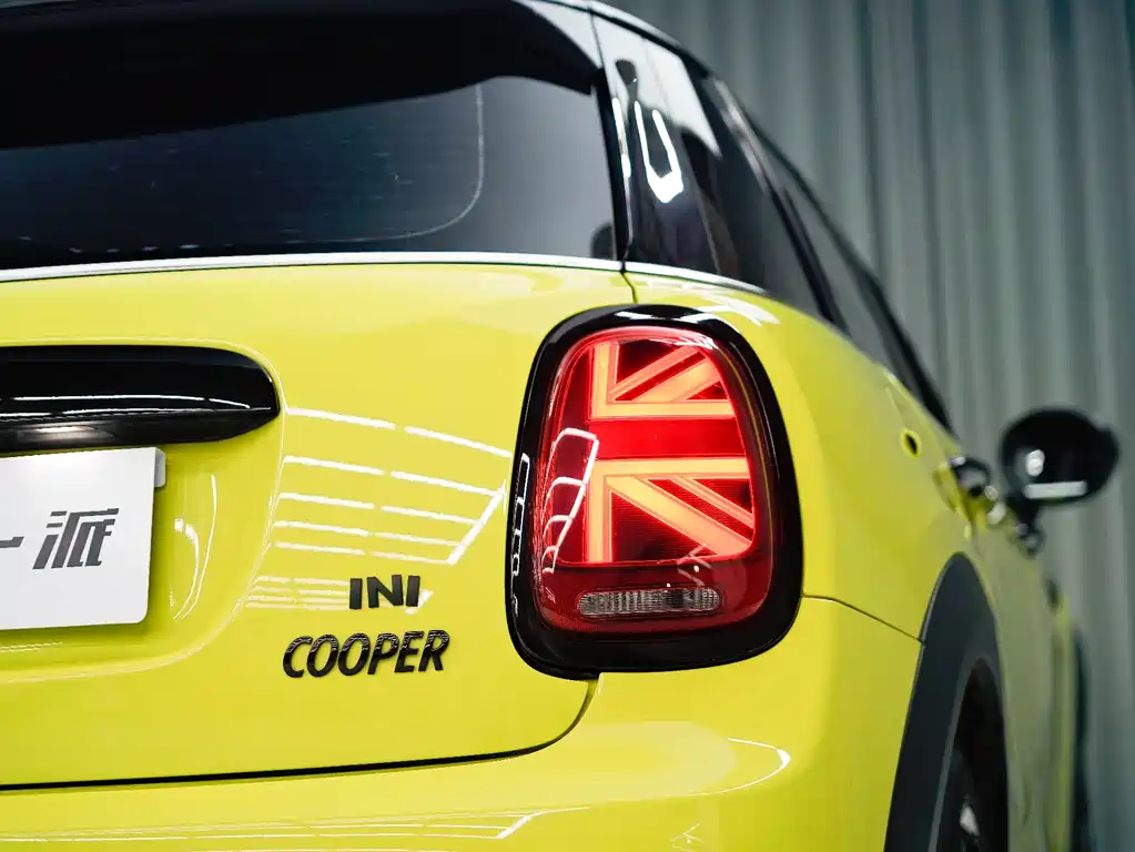 MINI MINI 2023 1.5T COOPER Artist Five-Door 2022 - thumbnail 8