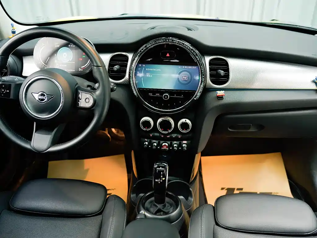 MINI MINI 2023 1.5T COOPER Artist Five-Door 2022 - thumbnail 10