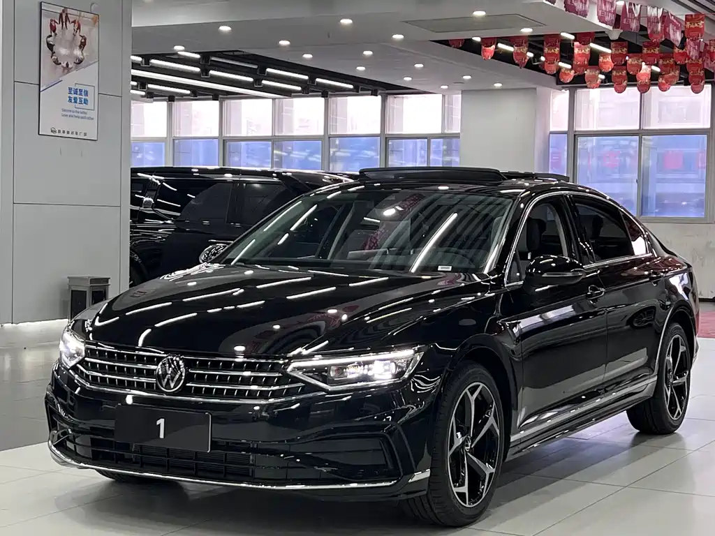 Volkswagen Magotan 2025 Model Comfort 330TSI DSG Luxury Edition 2025