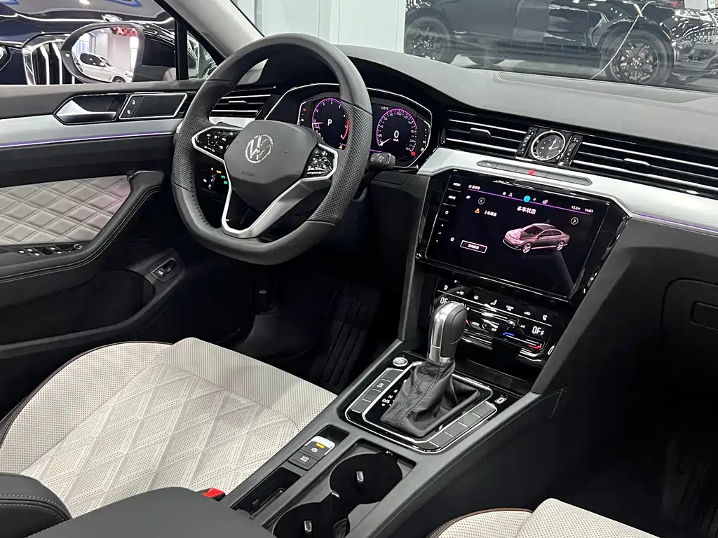 Volkswagen Magotan 2025 Model Comfort 330TSI DSG Luxury Edition 2025 - thumbnail 14