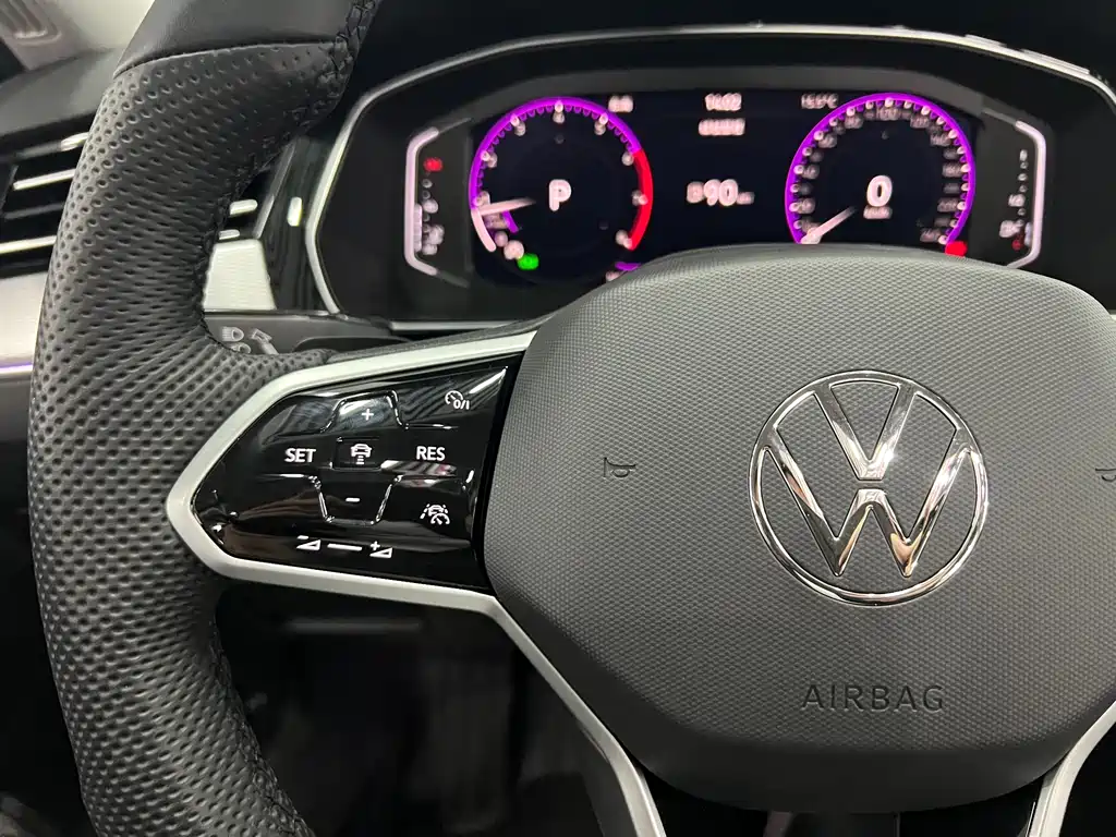 Volkswagen Magotan 2025 Model Comfort 330TSI DSG Luxury Edition 2025 - thumbnail 19