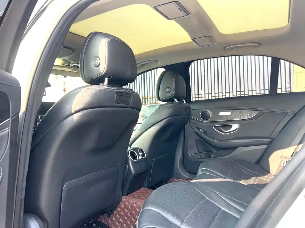 Mercedes-Benz Mercedes-Benz C-Class 2017 Model Year Facelift C 200 L Sport Edition 2017 - thumbnail 9