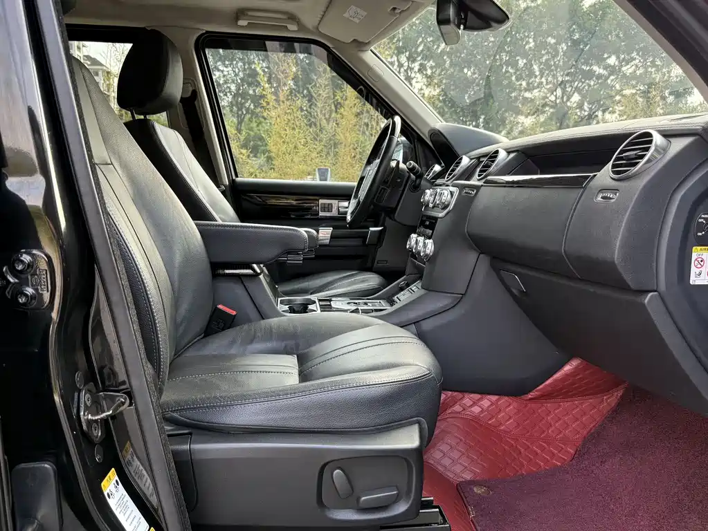 Land Rover Discovery 2015 3.0 SC V6 HSE 2015 - thumbnail 8