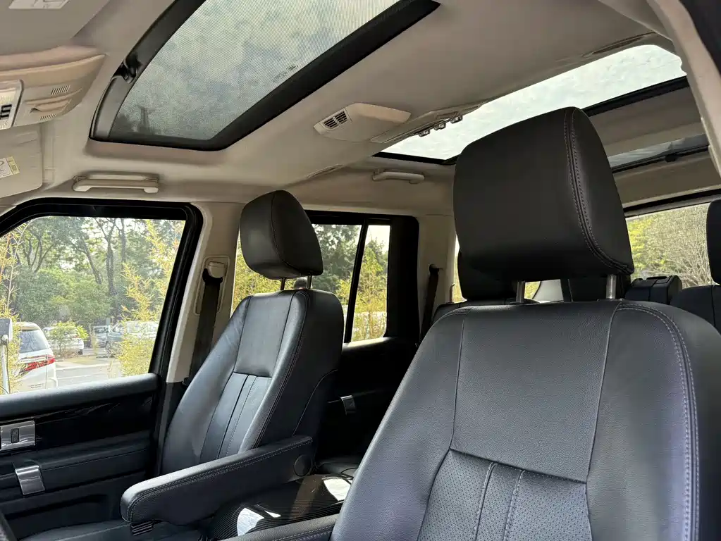 Land Rover Discovery 2015 3.0 SC V6 HSE 2015 - thumbnail 14
