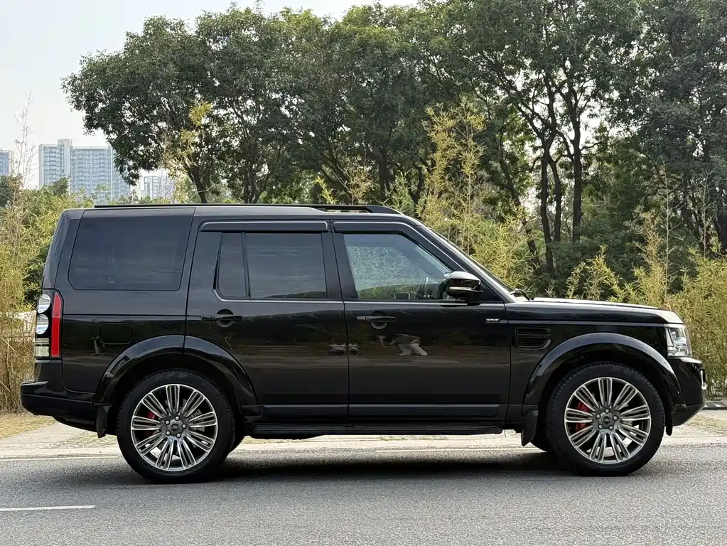 Land Rover Discovery 2015 3.0 SC V6 HSE 2015 - thumbnail 18