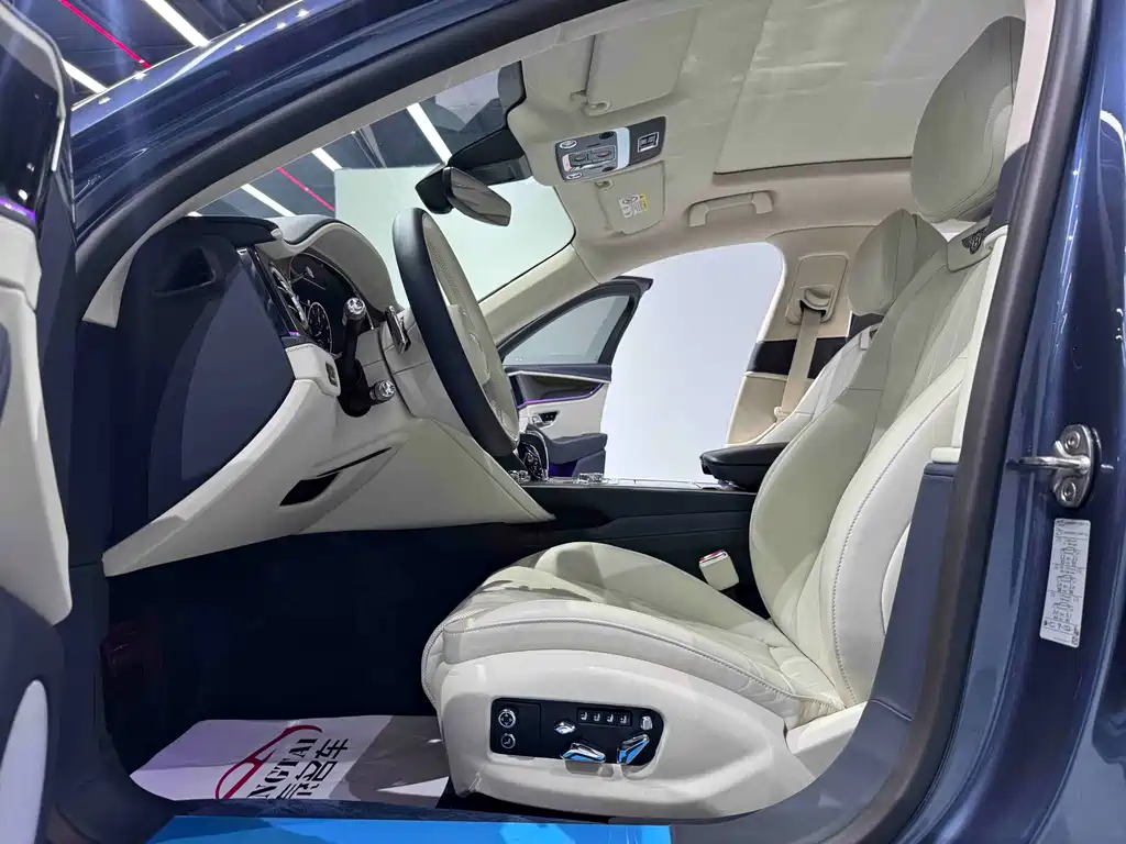 Bentley Bentley Flying Spur 2024 4.0T V8 Standard Edition 2024 - thumbnail 5