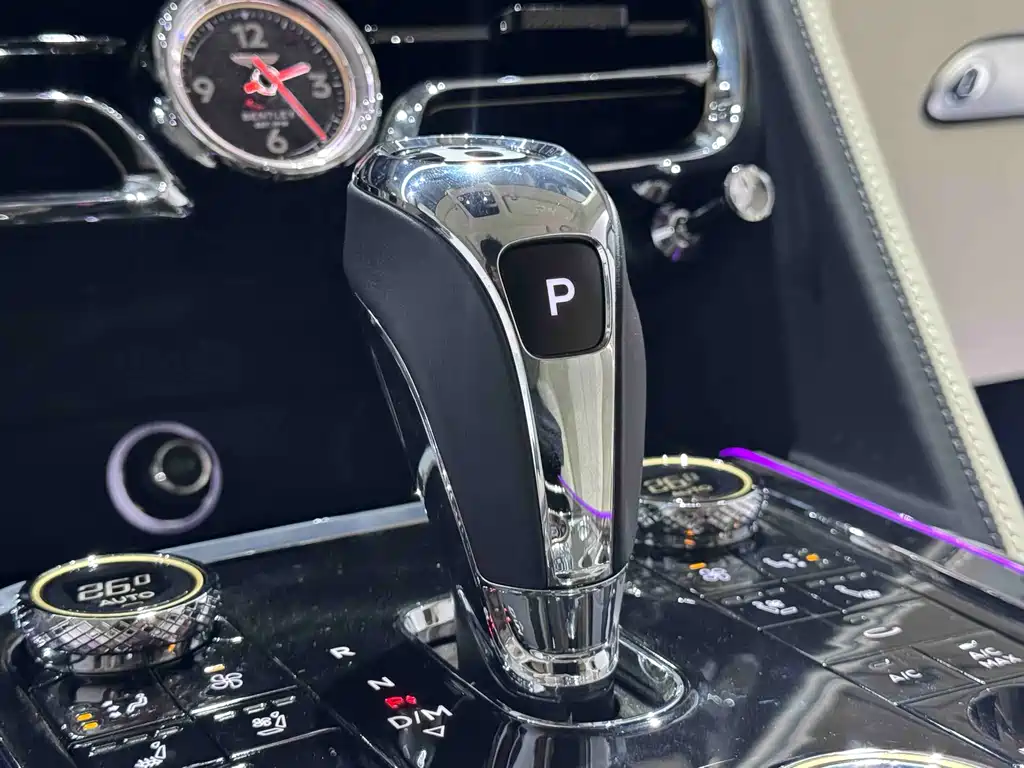 Bentley Bentley Flying Spur 2024 4.0T V8 Standard Edition 2024 - thumbnail 11