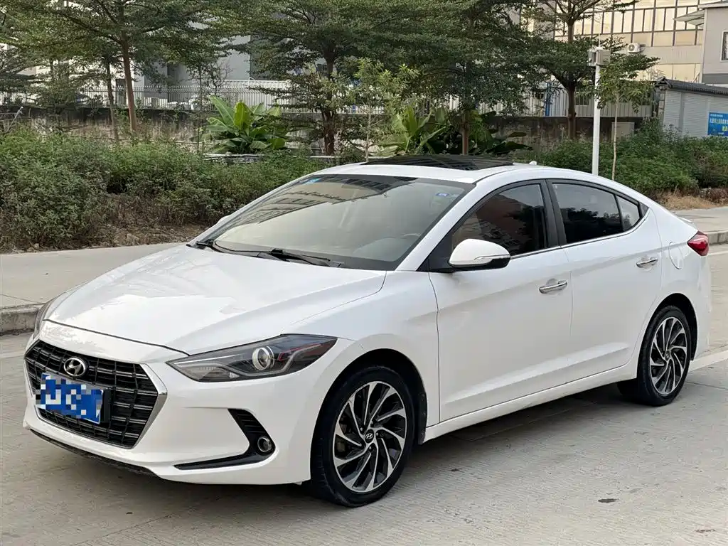 Hyundai Elantra 2019 1.5L CVT Smart Elite 2020