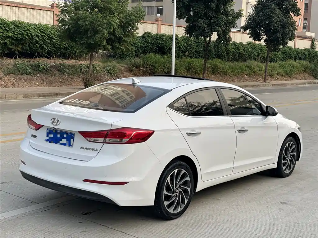 Hyundai Elantra 2019 1.5L CVT Smart Elite 2020 - thumbnail 3