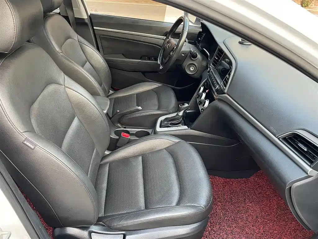 Hyundai Elantra 2019 1.5L CVT Smart Elite 2020 - thumbnail 5