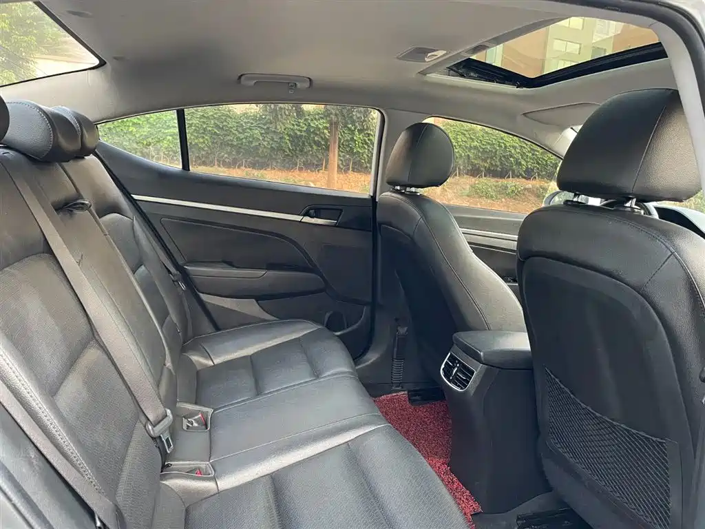 Hyundai Elantra 2019 1.5L CVT Smart Elite 2020 - thumbnail 8