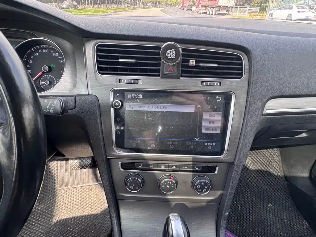 Volkswagen Volkswagen Golf 2016 230TSI Automatic Luxury Edition 2016 - thumbnail 17
