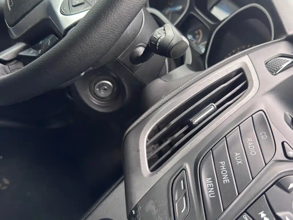 Ford Ford Focus 2012 Sedan 1.6L Automatic Fashion Edition 2014 - thumbnail 14