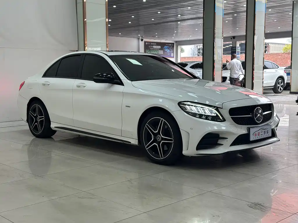 Mercedes-Benz Mercedes-Benz C-Class 2021 C 260 Star Brilliant Collection Edition 2021 - thumbnail 3