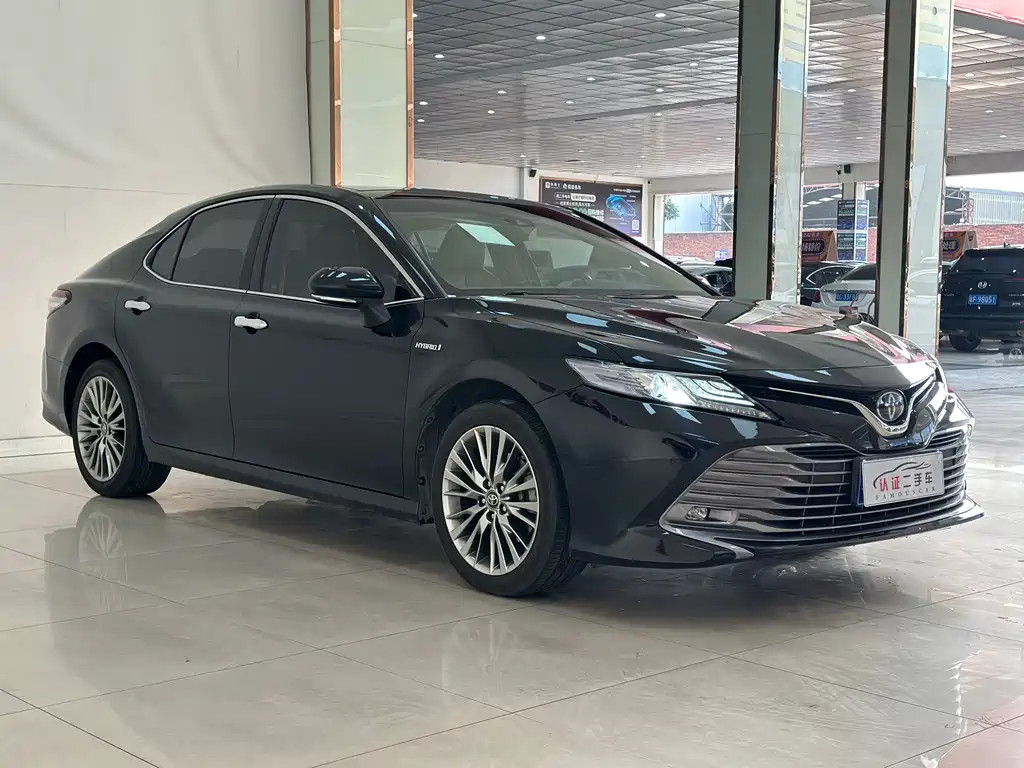 Toyota Toyota Camry 2018 Hybrid 2.5HG Luxury Edition 2018 - thumbnail 3