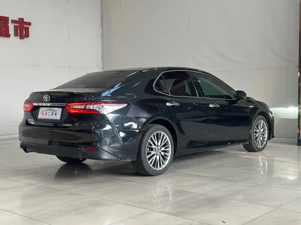 Toyota Toyota Camry 2018 Hybrid 2.5HG Luxury Edition 2018 - thumbnail 5