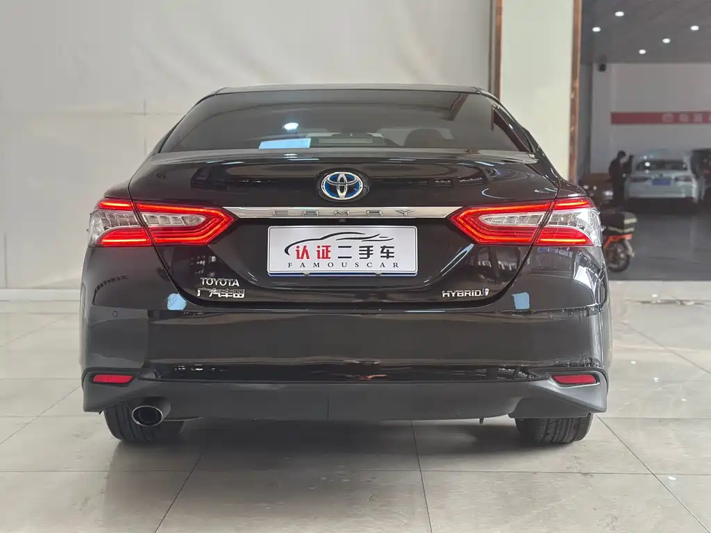 Toyota Toyota Camry 2018 Hybrid 2.5HG Luxury Edition 2018 - thumbnail 6