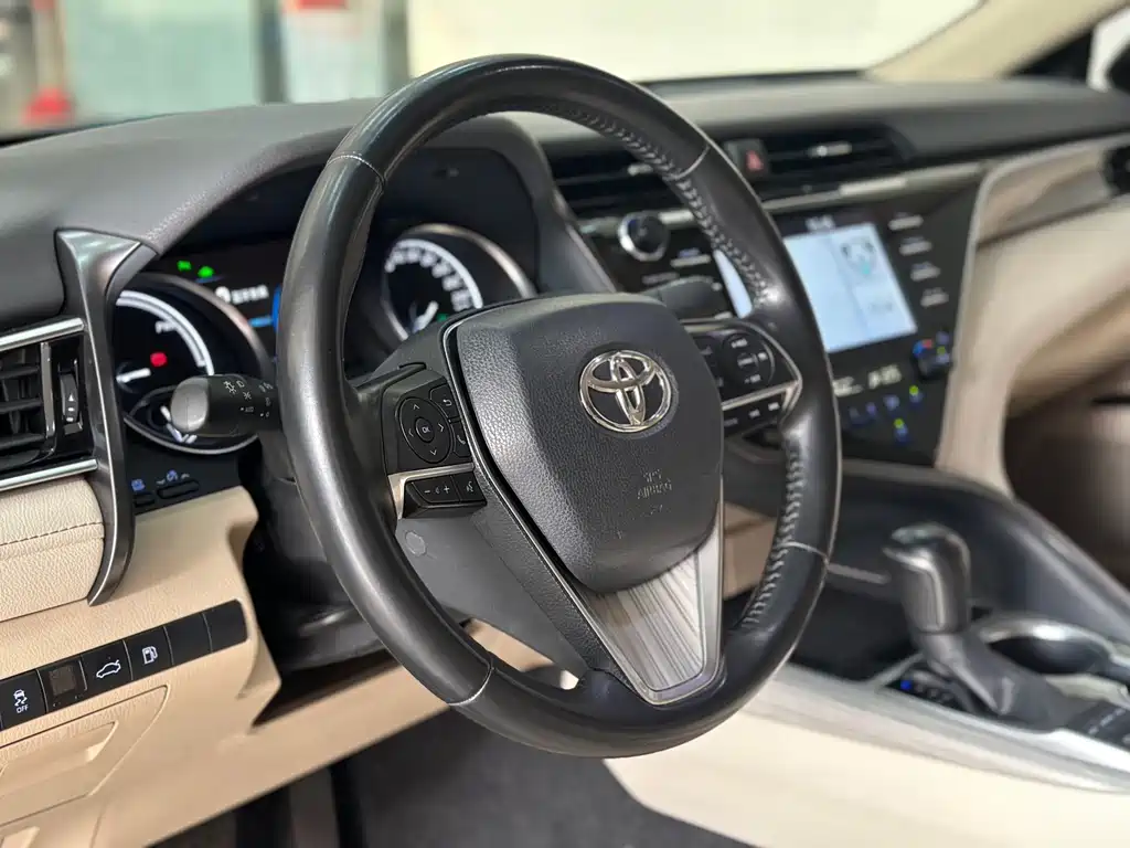Toyota Toyota Camry 2018 Hybrid 2.5HG Luxury Edition 2018 - thumbnail 9