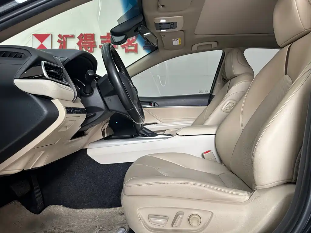 Toyota Toyota Camry 2018 Hybrid 2.5HG Luxury Edition 2018 - thumbnail 10