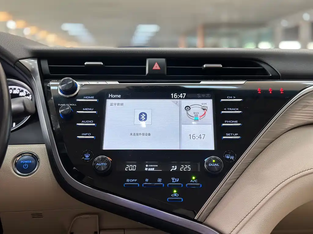 Toyota Toyota Camry 2018 Hybrid 2.5HG Luxury Edition 2018 - thumbnail 15