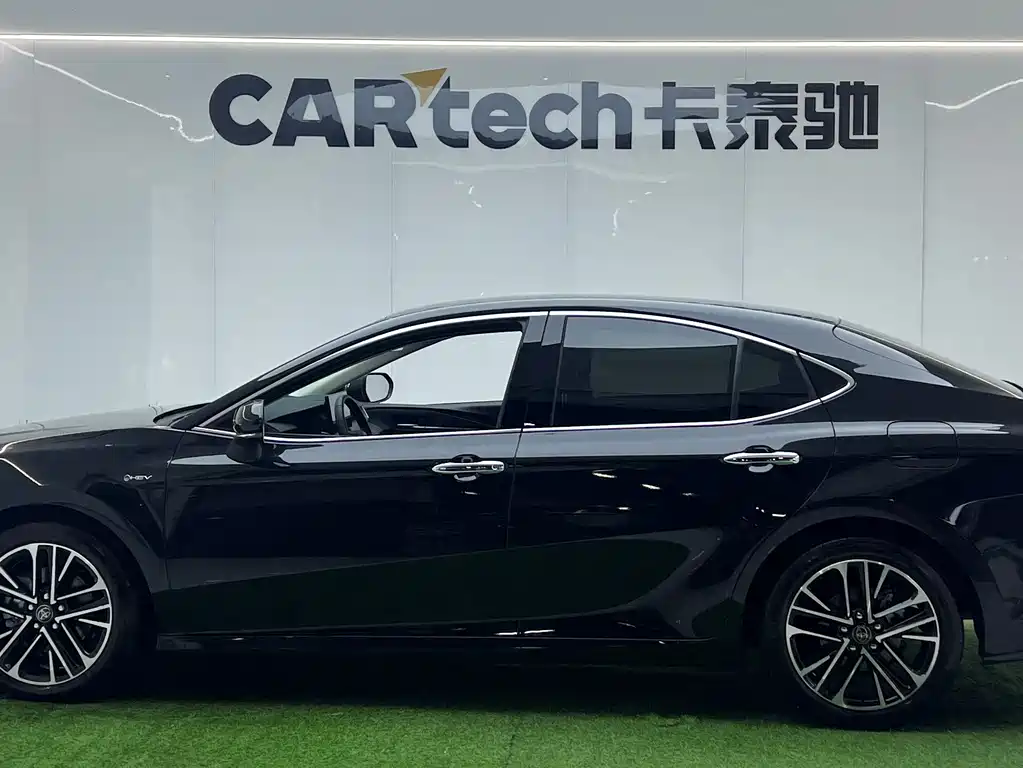 Toyota Toyota Camry 2024 Hybrid 2.5HG Premium Edition 2025 - thumbnail 8