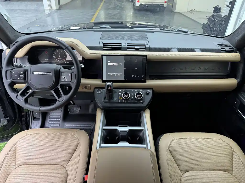 Land Rover Land Rover Defender 2025 90 3.0T P400 X-Dynamic HSE 2025 - thumbnail 14