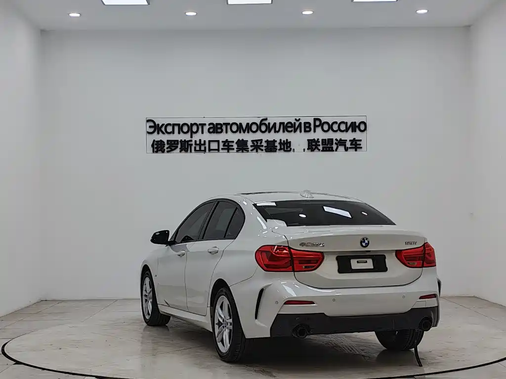 BMW BMW 1 Series 2021 120i M Sport Shadow Night Edition 2021 - thumbnail 4