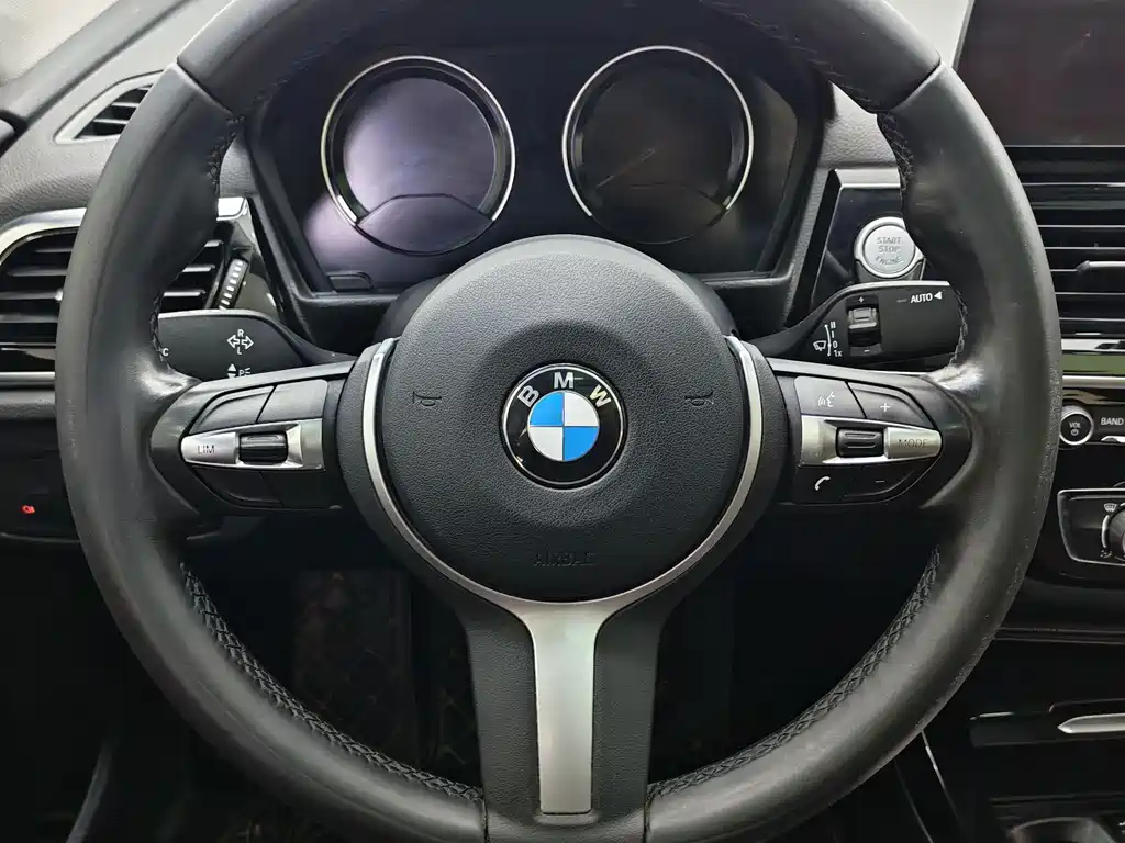 BMW BMW 1 Series 2021 120i M Sport Shadow Night Edition 2021 - thumbnail 11