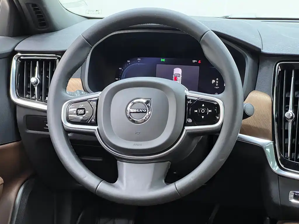 Volvo Volvo S90 2024 B5 Momentum Luxury Edition 2024 - thumbnail 29
