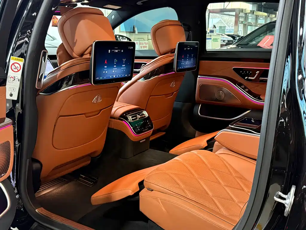 Mercedes-Benz Maybach S-Class 2022 S 480 4MATIC Intelligent Premium Special Edition 2022 - thumbnail 6