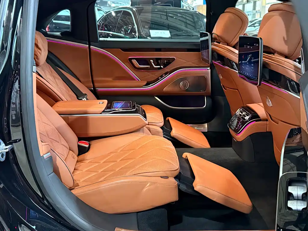 Mercedes-Benz Maybach S-Class 2022 S 480 4MATIC Intelligent Premium Special Edition 2022 - thumbnail 10
