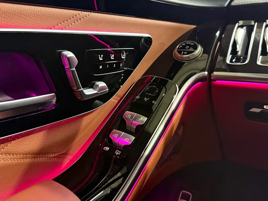 Mercedes-Benz Maybach S-Class 2022 S 480 4MATIC Intelligent Premium Special Edition 2022 - thumbnail 17